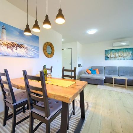 Apartments Nadica Deluxe Malinska Luaran gambar