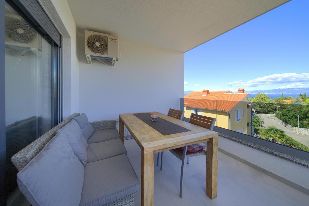 Apartments Nadica Deluxe Malinska Luaran gambar