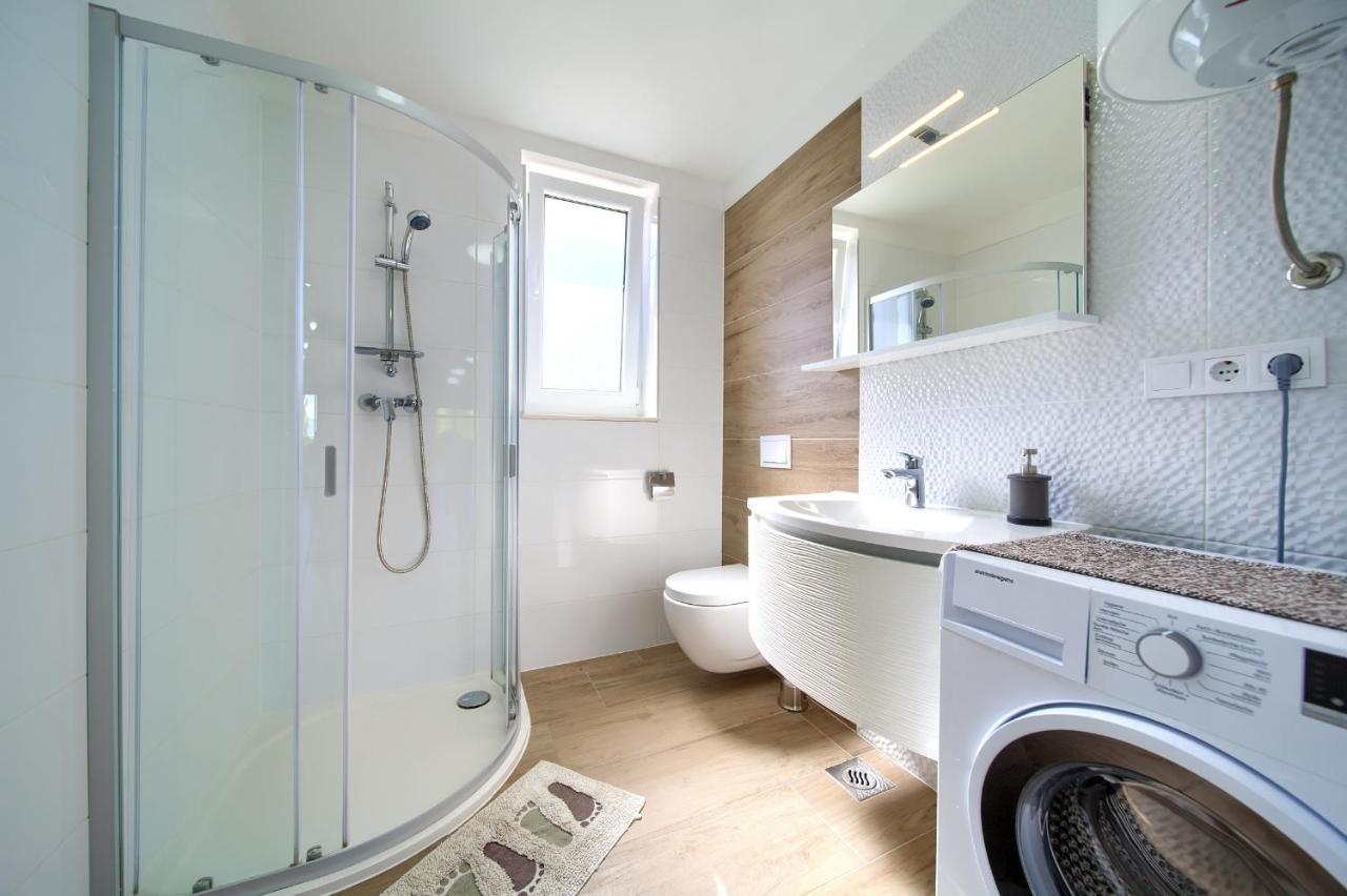 Apartments Nadica Deluxe Malinska Luaran gambar