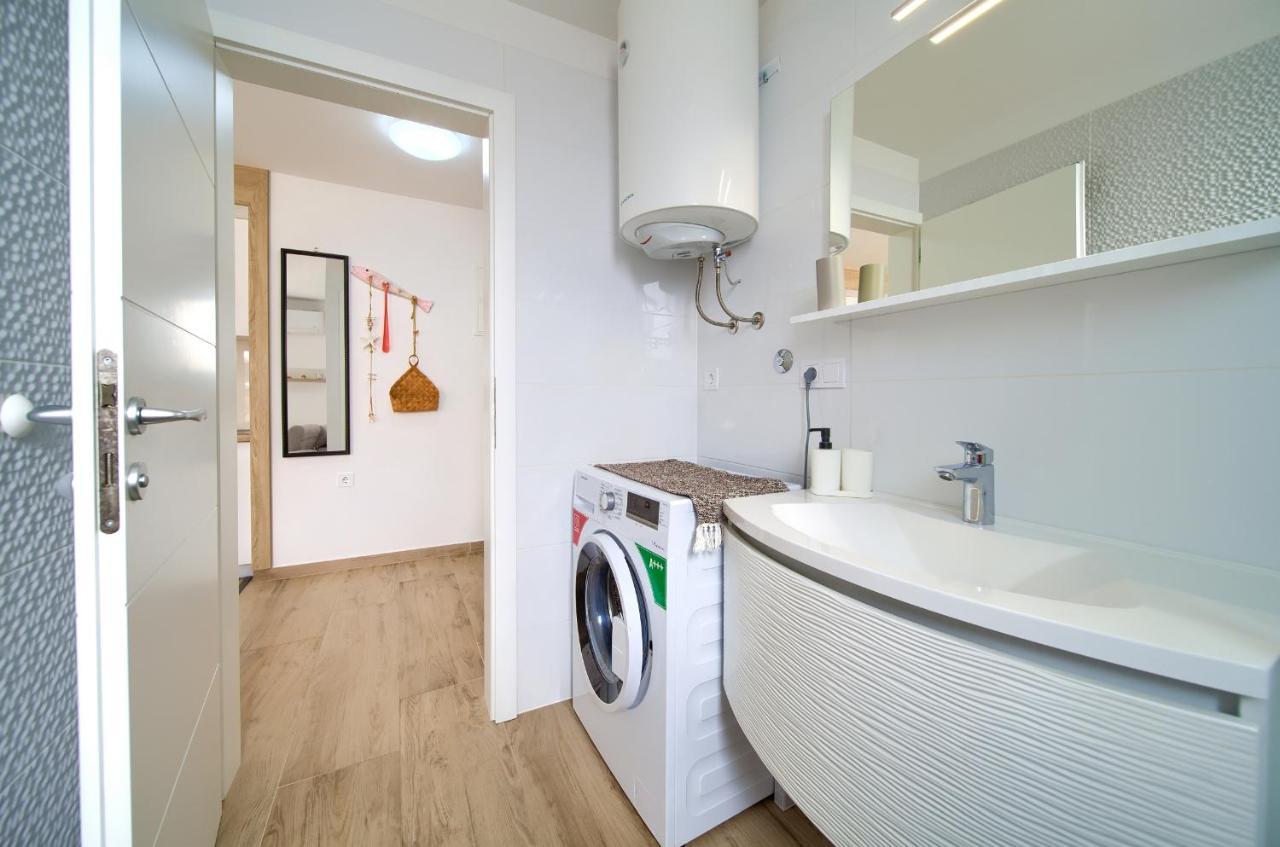 Apartments Nadica Deluxe Malinska Luaran gambar