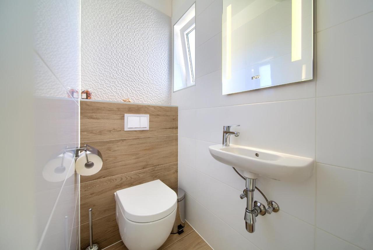 Apartments Nadica Deluxe Malinska Luaran gambar